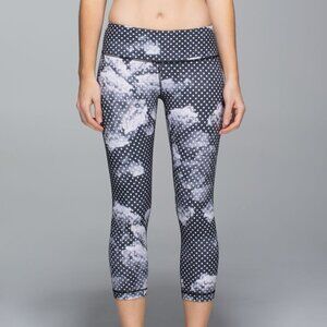 Lululemon Wunder Under Crop II